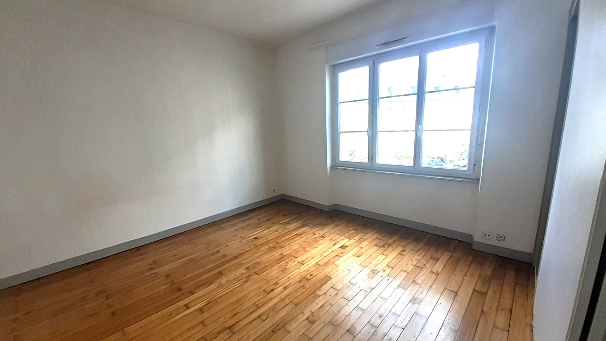 agence_immobiliere_brest_immobilier_brest_appartement_T3_parking_a_vendre_tramway_brest_rive_gauche_T3_ref_1011n6
