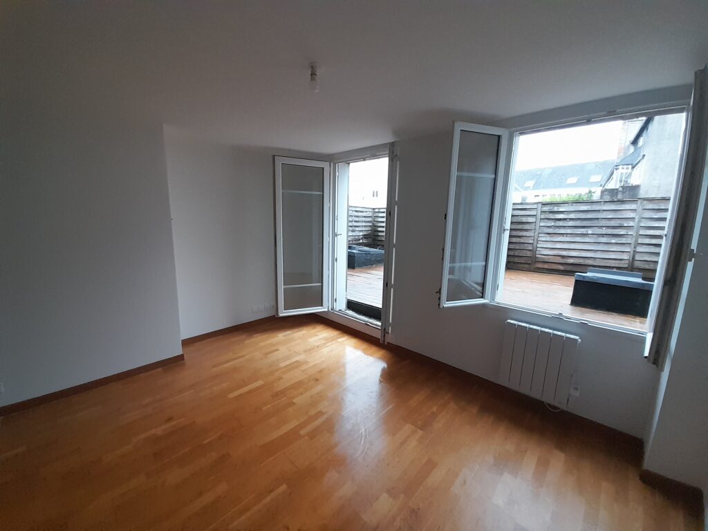 Brest hypercentre appartement 2 chambres terrasse investisseur dalle béton