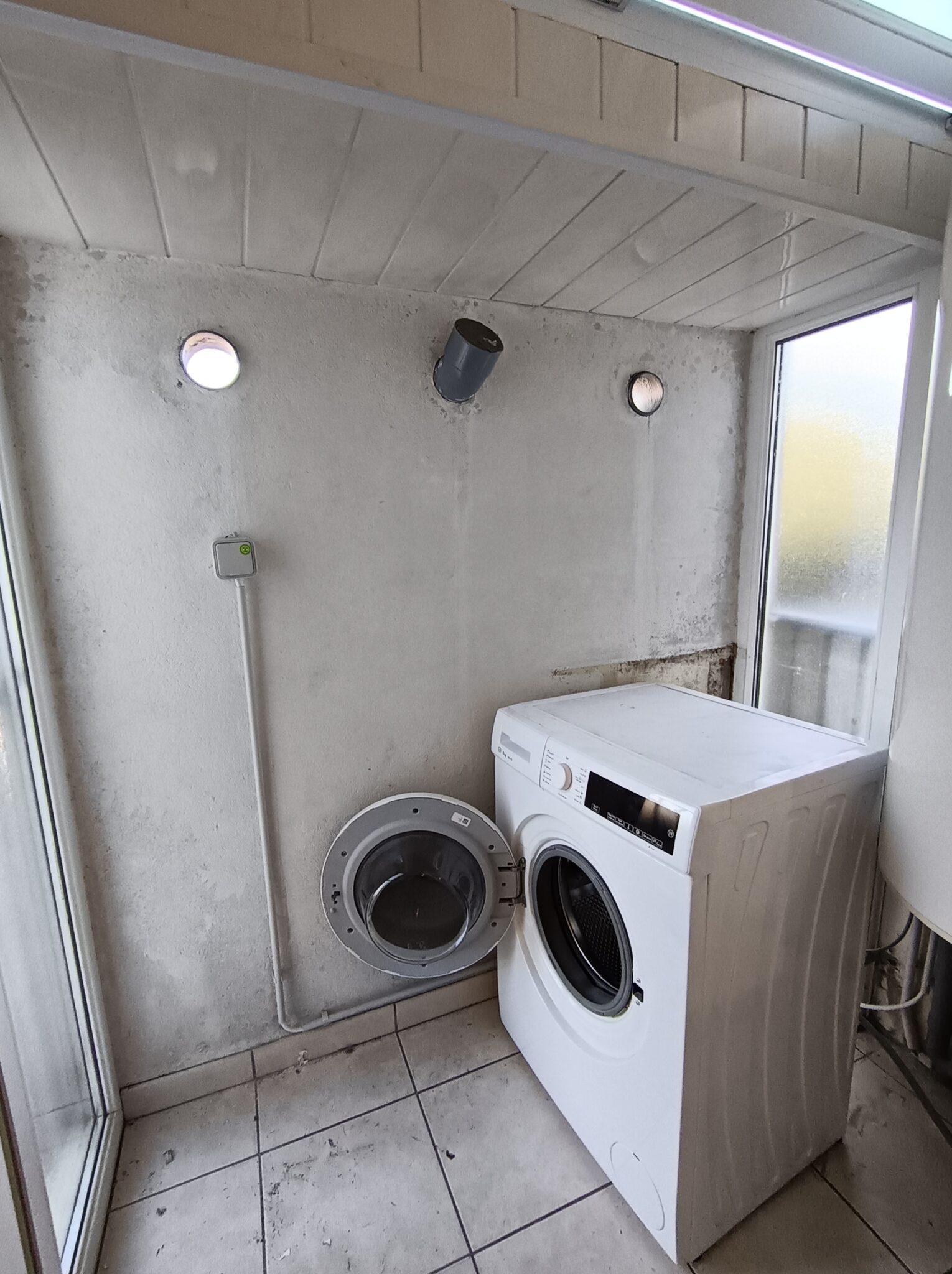 appartement 75 m² dourjacq 2 chambres, balcon, loggia