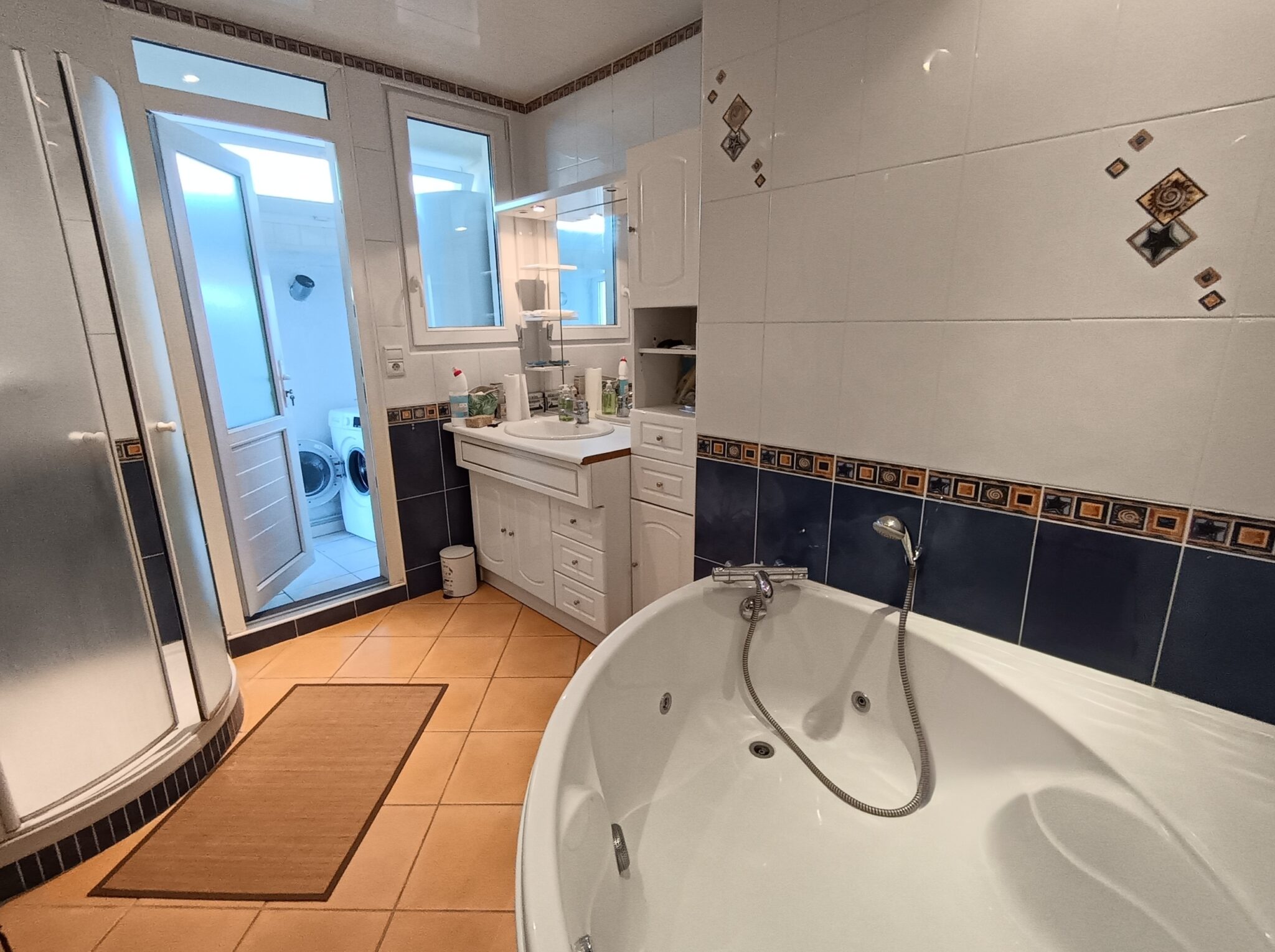 appartement 75 m² dourjacq 2 chambres, balcon, loggia